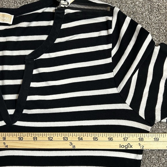 Michael Kors Women's 3/4 Sleeve Black/White Stripe Top - Picture 8 of 10